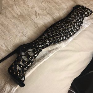NEW NEVER WORN Jeffrey Campbell thigh-high pumps